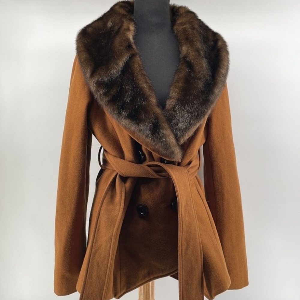 Bebe double breasted coat in camel faux fur sz lg dressy classy night out career